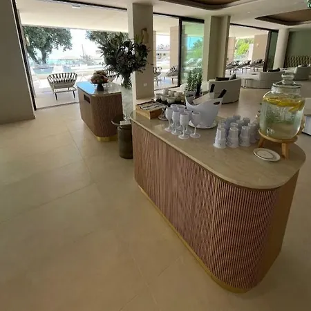酒店 奥帕蒂亚维耶塔阿玛德里亚米勒尼酒店 奥帕提亚